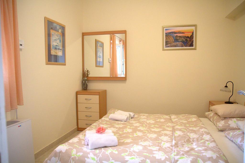 Villa Marica Primošten Buitenkant foto
