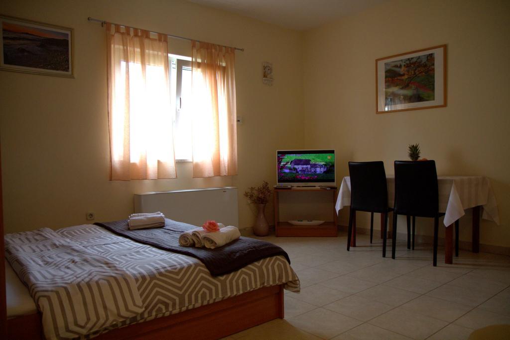 Villa Marica Primošten Buitenkant foto
