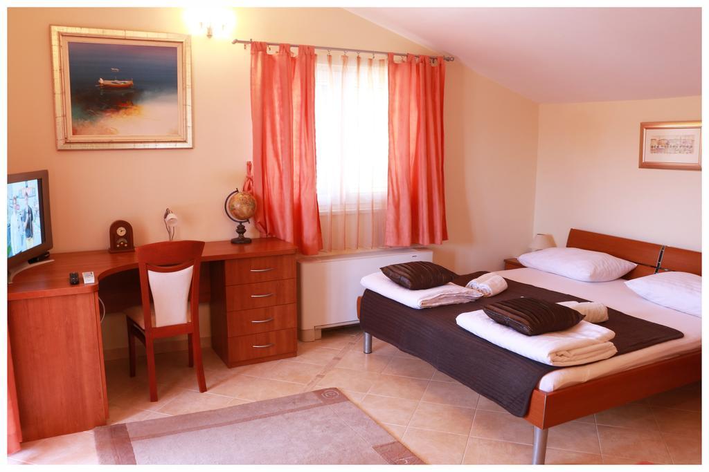 Villa Marica Primošten Buitenkant foto